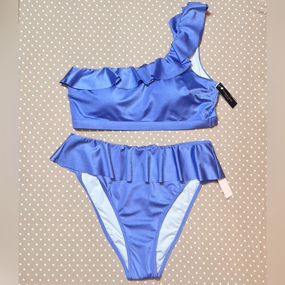 Victoria’s Secret 2 Pc Bikini Set - Picture 2 of 7